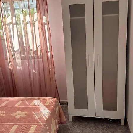 Apartment Attractive With Garden *
