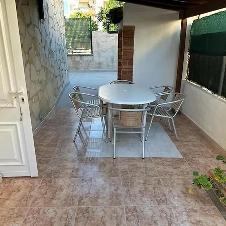 Apartment Attractive With Garden Playa